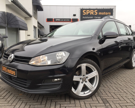 Volkswagen Golf 7 Break 1,6 HDI - zwart - Diesel - 181,993km -2015