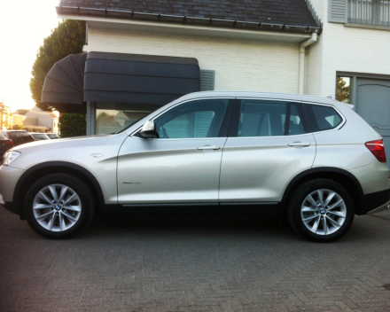 BMW X3  2,0D X-DRIVE FULL OPTION