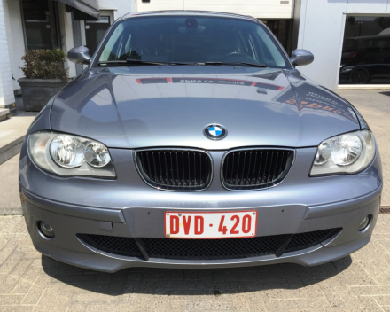 VERKOCHT  BMW 118 D * SCHADEWAGEN VOOR HANDELAAR *