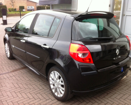 VERKOCHT RENAULT CLIO 1,5DCI * SPORT-UITVOERING * GEKEURD * GARANTIE