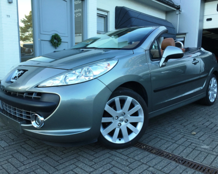 VERKOCHT  PEUGEOT 207  CABRIOLET