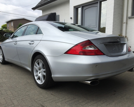 VERKOCHT  MERCEDES CLS 320 CDI * LEDER INTERIEUR * NAVIGATIE+KLEURSCHERM * ALU VELGEN * CRUISECONTROL  * FULL OPTION * GEKEURD * GARANTIE