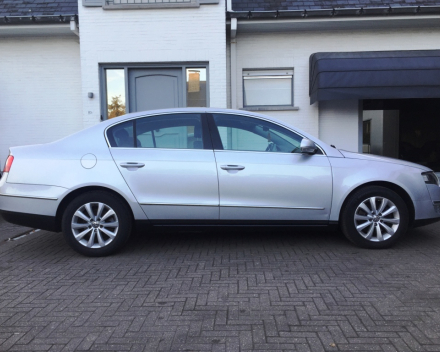 VERKOCHT  VOLKSWAGEN PASSAT 1,9 TDI 