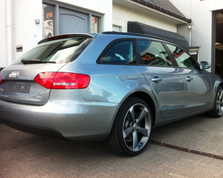 VERKOCHT AUDI A4 2,0TDI * NAVIGATIE * ZWART LEDER * SLECHTS 67520 KM * GEKEURD * GARANTIE