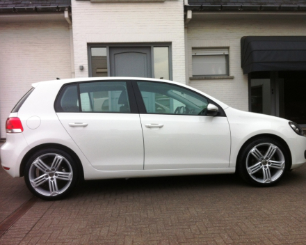 VERKOCHT VOLKSWAGEN GOLF 6 WIT * 5 DEURS * 18&quot; VELGEN * NAVIGATIE * GEKEURD * GARANTIE