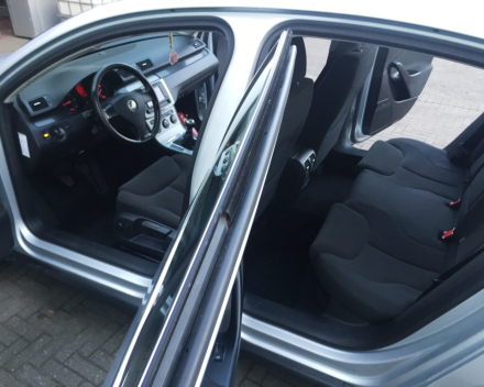 VERKOCHT  VOLKSWAGEN PASSAT 1,9 TDI 