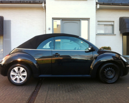 VERKOCHT VOLKSWAGEN NEW BEETLE 1,9TDI * CABRIOLET * SLECHTS 62636 KM * LEDER INTERIEUR * GEKEURD * GARANTIE