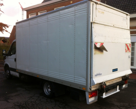 VERKOCHT  IVECO TURBODAILY KOFFER + LAADKLEP 04/06/2003 175011 KM