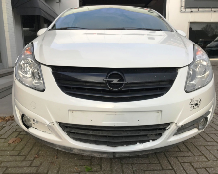 VERKOCHT  OPEL CORSA D  BENZINE  07/04/2010  101505 KM  OVERNAME ONGEVALWAGEN