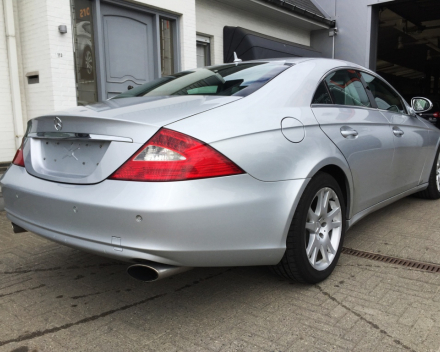 VERKOCHT  MERCEDES CLS 320 CDI * LEDER INTERIEUR * NAVIGATIE+KLEURSCHERM * ALU VELGEN * CRUISECONTROL  * FULL OPTION * GEKEURD * GARANTIE