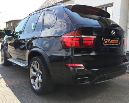 VERKOCHT  BMW X5 4,0 D FULL OPTION  / M-PACK / LEDER / NAVI / ... GEKEURD VOOR VERKOOP