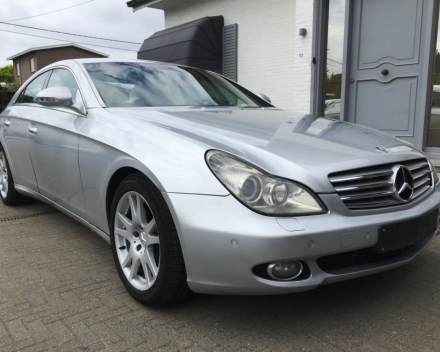 VERKOCHT  MERCEDES CLS 320 CDI * LEDER INTERIEUR * NAVIGATIE+KLEURSCHERM * ALU VELGEN * CRUISECONTROL  * FULL OPTION * GEKEURD * GARANTIE