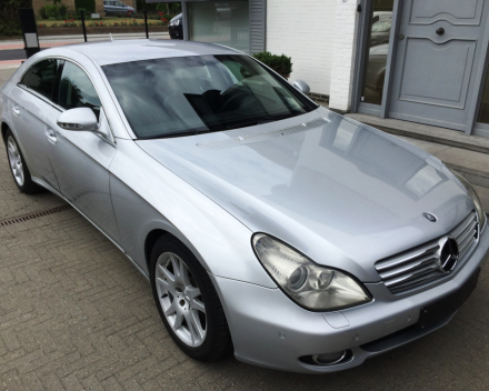 VERKOCHT  MERCEDES CLS 320 CDI * LEDER INTERIEUR * NAVIGATIE+KLEURSCHERM * ALU VELGEN * CRUISECONTROL  * FULL OPTION * GEKEURD * GARANTIE