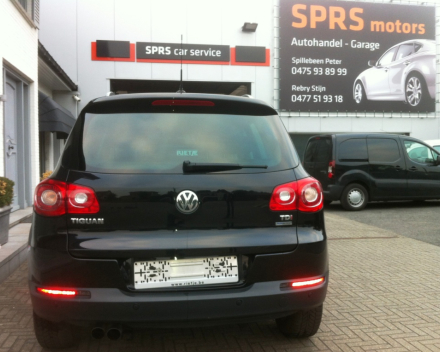 VERKOCHT VOLKSWAGEN TIGUAN * NAVIGATIE * ZWART LEDER * PDC * ALU VELGEN * GEKEURD * GARANTIE