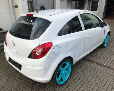 VERKOCHT  OPEL CORSA D  BENZINE  07/04/2010  101505 KM  OVERNAME ONGEVALWAGEN