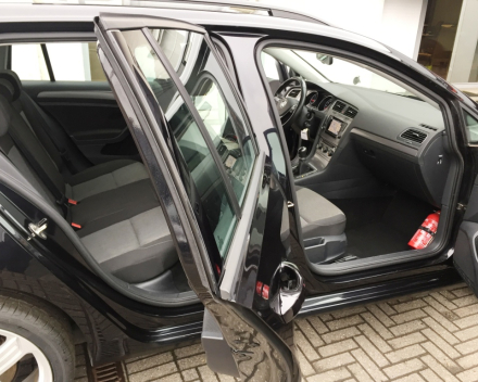 Volkswagen Golf 7 Break 1,6 HDI - zwart - Diesel - 181,993km -2015