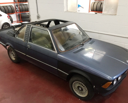 VERKOCHT  BMW E21 323I BAUR  TE RESTAUREREN