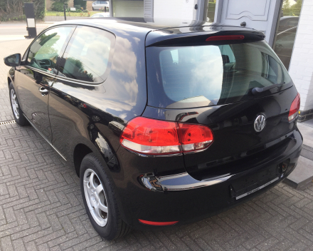 VW GOLF 1,4i Trendline Bezine Zwart - 06/2009 -82728 km