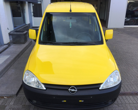 VERKOCHT  OPEL COMBO 1400 BENZINE / 5 ZITPLAATSEN / GEKEURD VOOR VERKOOP