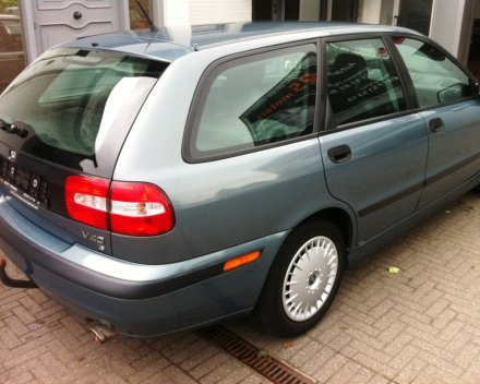 VERKOCHT VOLVO V40 BENZINE  * GEKEURD * GARANTIE