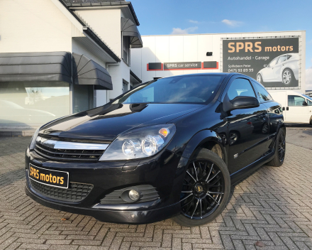 OPEL ASTRA OPC GTC  ZWART METAAL / LEDER / NAVIGATIE / GEKEURD / GARANTIE