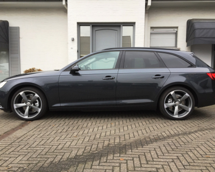 VERKOCHT AUDI A4 NIEUW MODEL 2,0 TDI AVANT / 19&quot; VELGEN / LEDER INTERIEUR / NAVIGATIE / GEKEURD / GARANTIE