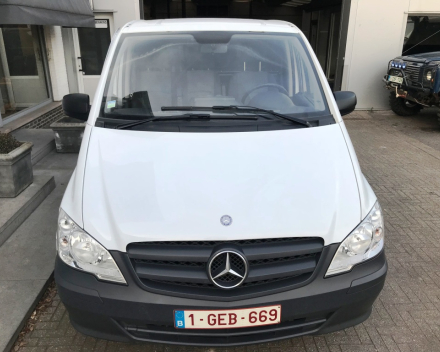 MERCEDES VITO 113CDI  13/01/2014  AIRCO  3 ZITPLAATSEN LICHTE VRACHT