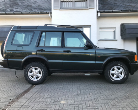 VERKOCHT LANDROVER DISCOVERY II / TD5 / AUTOMAAT / 7 ZITPLAATSEN