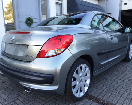 VERKOCHT  PEUGEOT 207  CABRIOLET