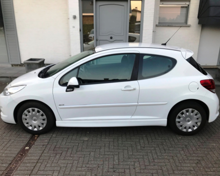 VERKOCHT PEUGEOT 207 1,6 HDI / 3 DEURS / AIRCO / SLECHTS 97524 KM / WIT / GARANTIE