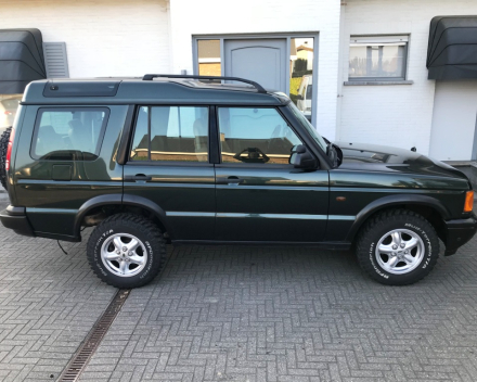 VERKOCHT LANDROVER DISCOVERY II / TD5 / AUTOMAAT / 7 ZITPLAATSEN