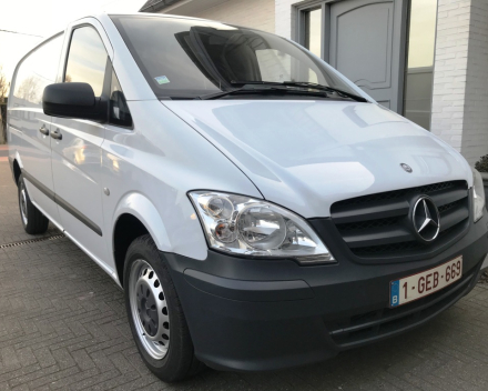 MERCEDES VITO 113CDI  13/01/2014  AIRCO  3 ZITPLAATSEN LICHTE VRACHT