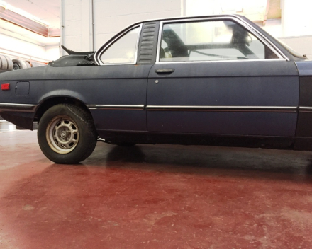 VERKOCHT  BMW E21 323I BAUR  TE RESTAUREREN