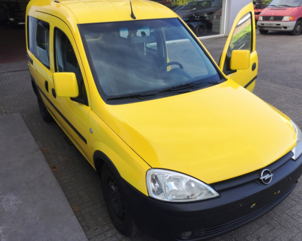 VERKOCHT  OPEL COMBO 1400 BENZINE / 5 ZITPLAATSEN / GEKEURD VOOR VERKOOP