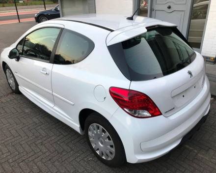 VERKOCHT PEUGEOT 207 1,6 HDI / 3 DEURS / AIRCO / SLECHTS 97524 KM / WIT / GARANTIE