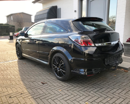 OPEL ASTRA OPC GTC  ZWART METAAL / LEDER / NAVIGATIE / GEKEURD / GARANTIE