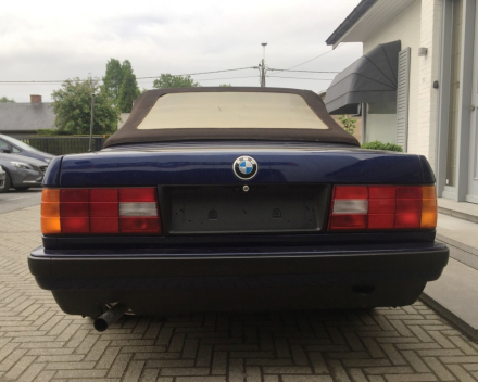 VERKOCHT   BMW &quot;E30&quot; 318I  * CABRIOLET * BLAUW METAAL * LEDER INTERIEUR * ALU VELGEN * GEKEURD * GARANTIE