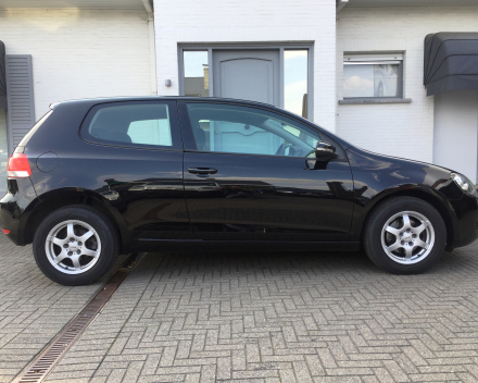 VW GOLF 1,4i Trendline Bezine Zwart - 06/2009 -82728 km