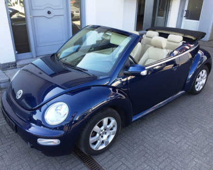 VERKOCHT  VOLKSWAGEN NEW BEETLE CABRIOLET BENZINE / LEDER / ALU / GEKEURD