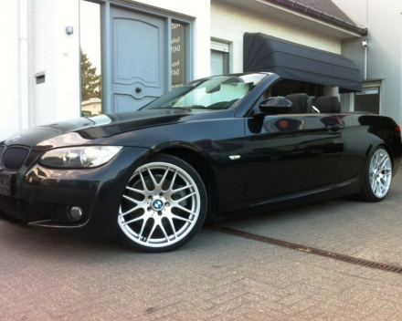 VERKOCHT BMW 325 D CABRIOLET * M-PACK * 3,0DIESEL * NAVIGATIE * GEKEURD * GARANTIE