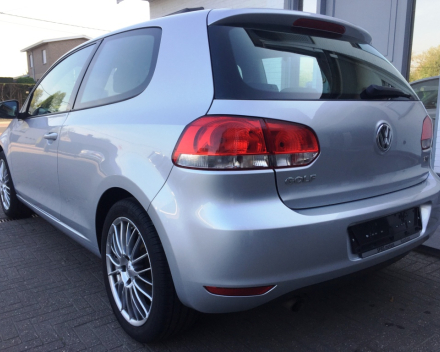 VERKOCHT  VOLKSWAGEN GOLF 6 1,2TSI 3 DEURS 17&quot;VELGEN SLECHTS 80575 KM + OOK WINTERWIELEN