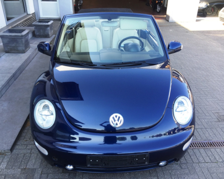 VERKOCHT  VOLKSWAGEN NEW BEETLE CABRIOLET BENZINE / LEDER / ALU / GEKEURD