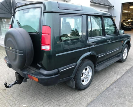 VERKOCHT LANDROVER DISCOVERY II TD5  / MANUEEL BOITE / LICHTEVRACHTWAGEN / GEKEURD / GARANTIE