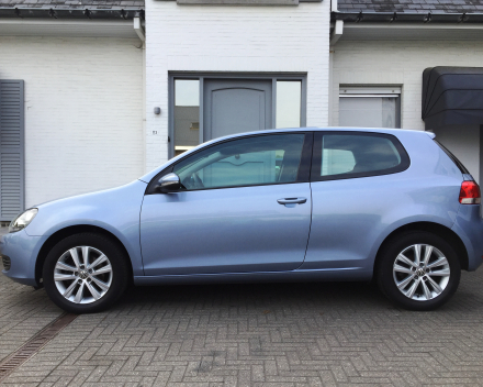 VW GOLF 1,4 Trendline Benzine Lichtblauw - 03/2010 - 116215 km