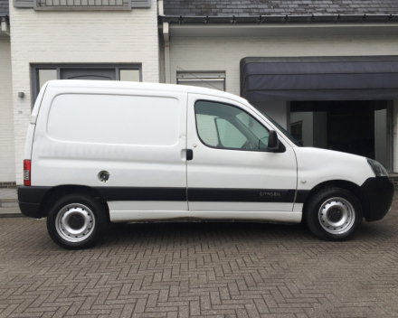 VERKOCHT  CITROEN BERLINGO DIESEL LICHTE VRACHT GEKEURD