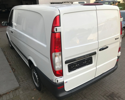 MERCEDES VITO 113CDI  13/01/2014  AIRCO  3 ZITPLAATSEN LICHTE VRACHT