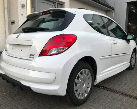 VERKOCHT PEUGEOT 207 1,6 HDI / 3 DEURS / AIRCO / SLECHTS 97524 KM / WIT / GARANTIE