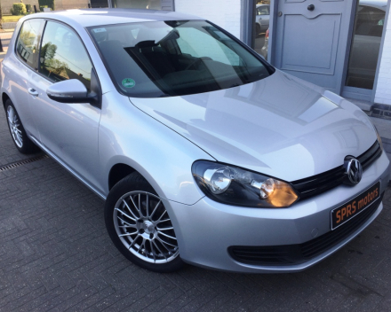 VERKOCHT  VOLKSWAGEN GOLF 6 1,2TSI 3 DEURS 17&quot;VELGEN SLECHTS 80575 KM + OOK WINTERWIELEN