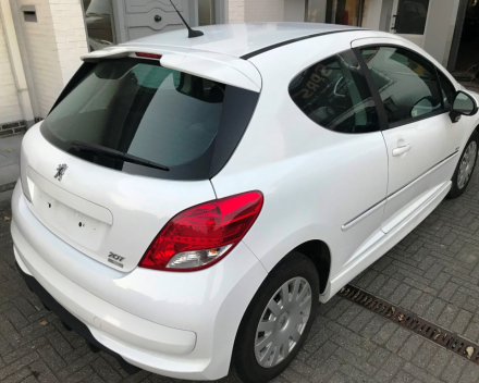 VERKOCHT PEUGEOT 207 1,6 HDI / 3 DEURS / AIRCO / SLECHTS 97524 KM / WIT / GARANTIE