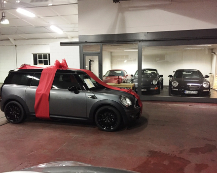 VERKOCHT MINI CLUBMAN DIESEL COOPER WORKS-VELGEN &quot;IN CADEAUVERPAKKING VOOR VERJAARDAG&quot;